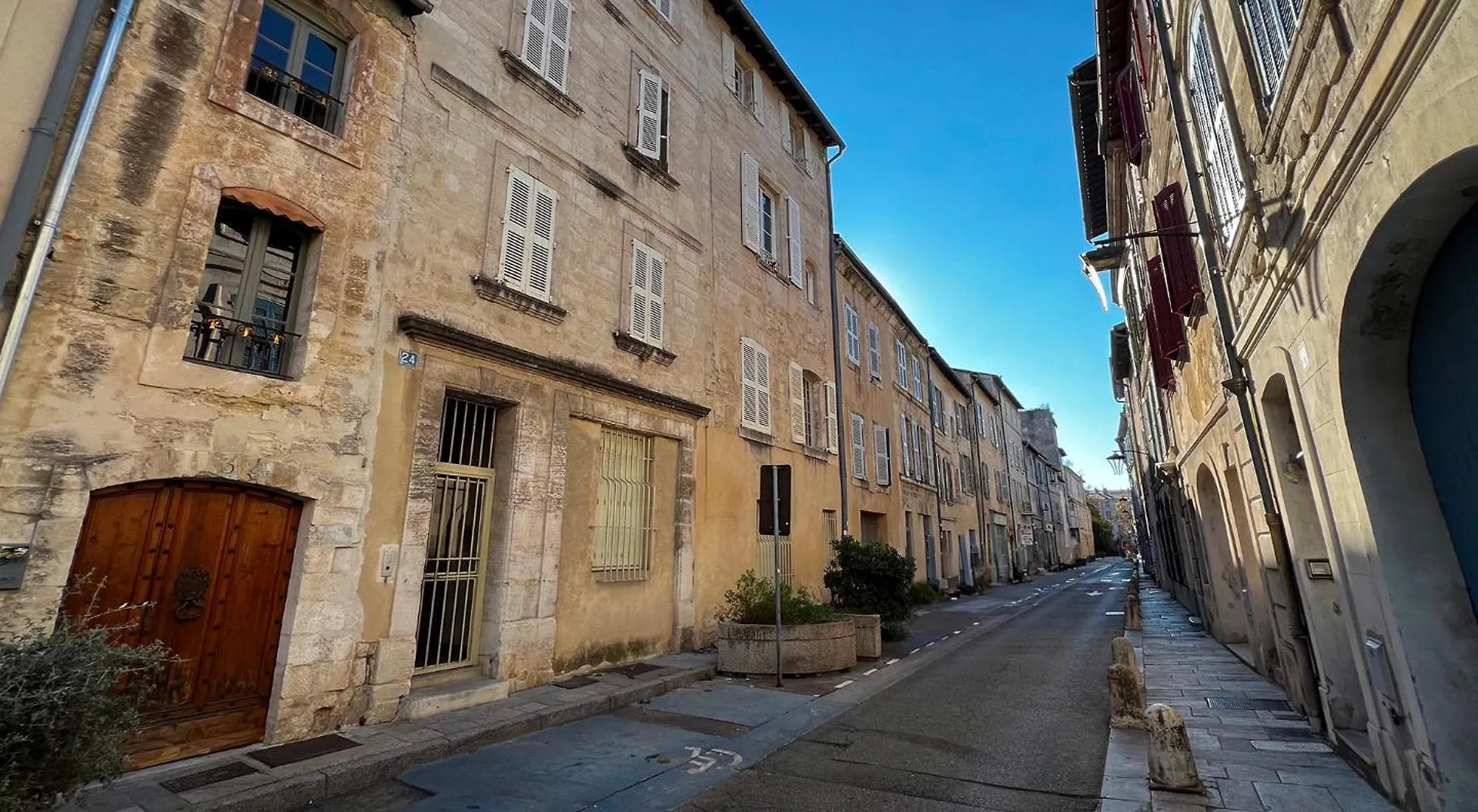 Hypercenter - High Speed Wifi - Close Palais Des Papes! Avignon France