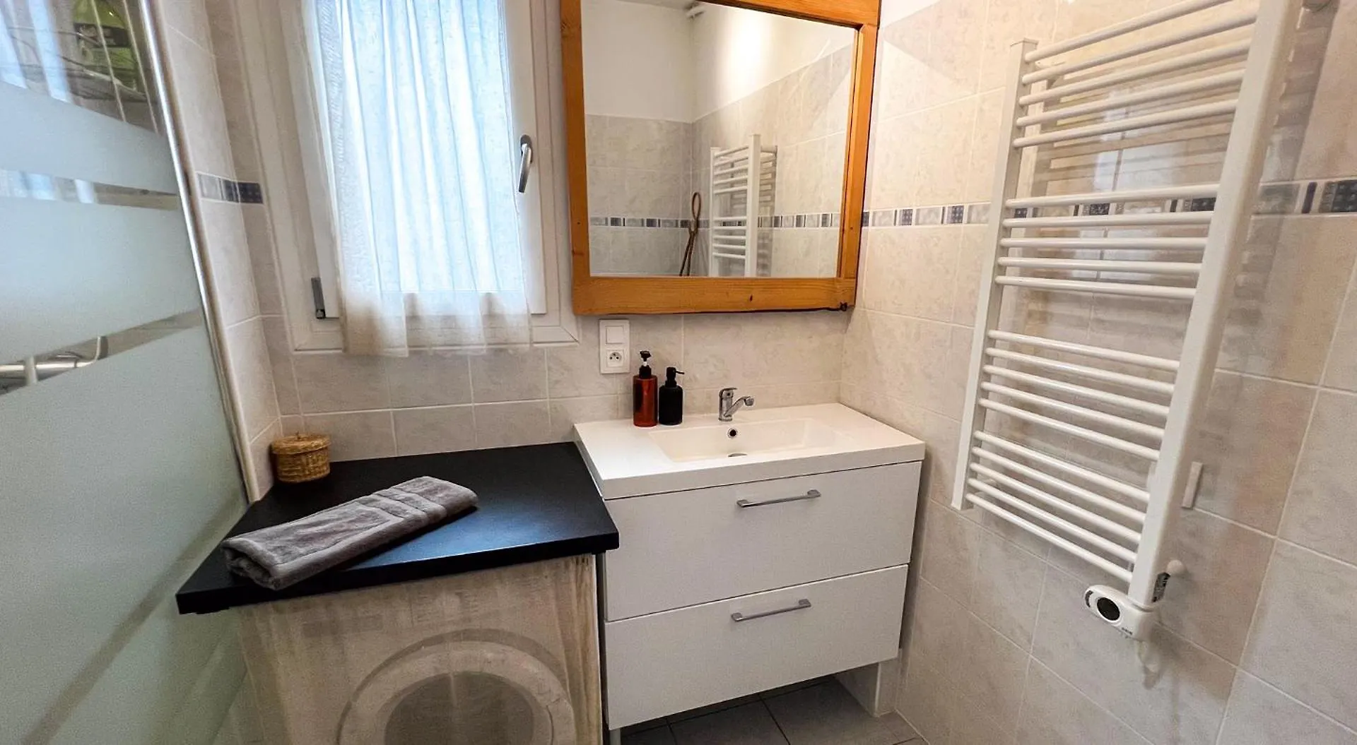 Hypercenter - High Speed Wifi - Close Palais Des Papes! Avignon France